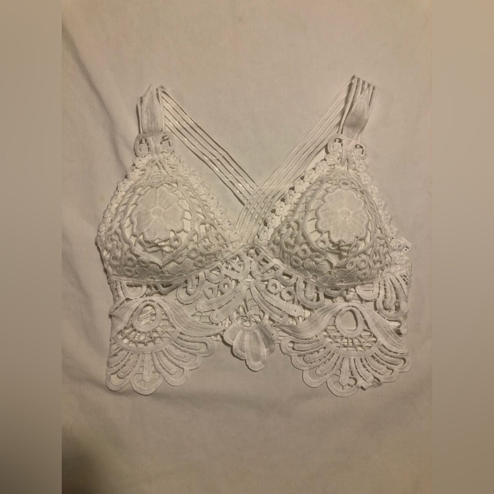 White lace bralette, M, removable cups